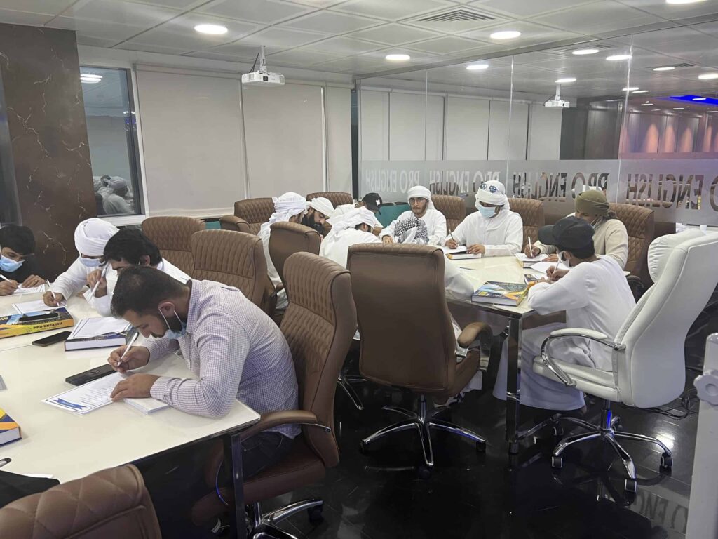 كيف تصبح متحدثاً محترفاً باللغة الإنجليزية في خطوة واحدة؟